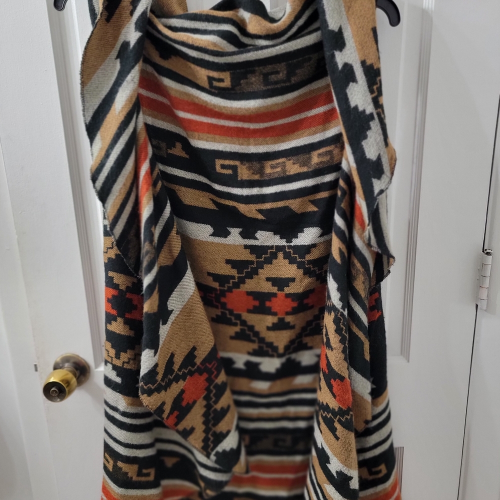 Bohemian Tribal Patterned Sleeveless Poncho